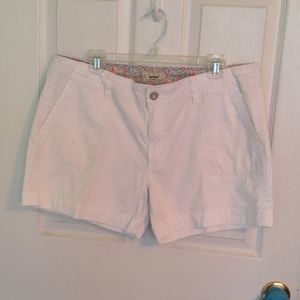Levi's white Shorts. Size 14